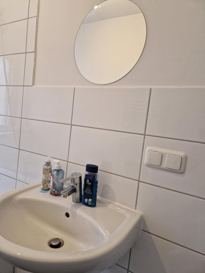 Abbey Homestay Frankfurt am Main Buitenkant foto